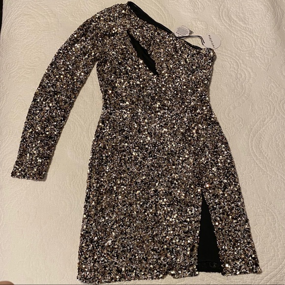 RETROFETE Heidi Dress ✨ - Picture 4 of 7